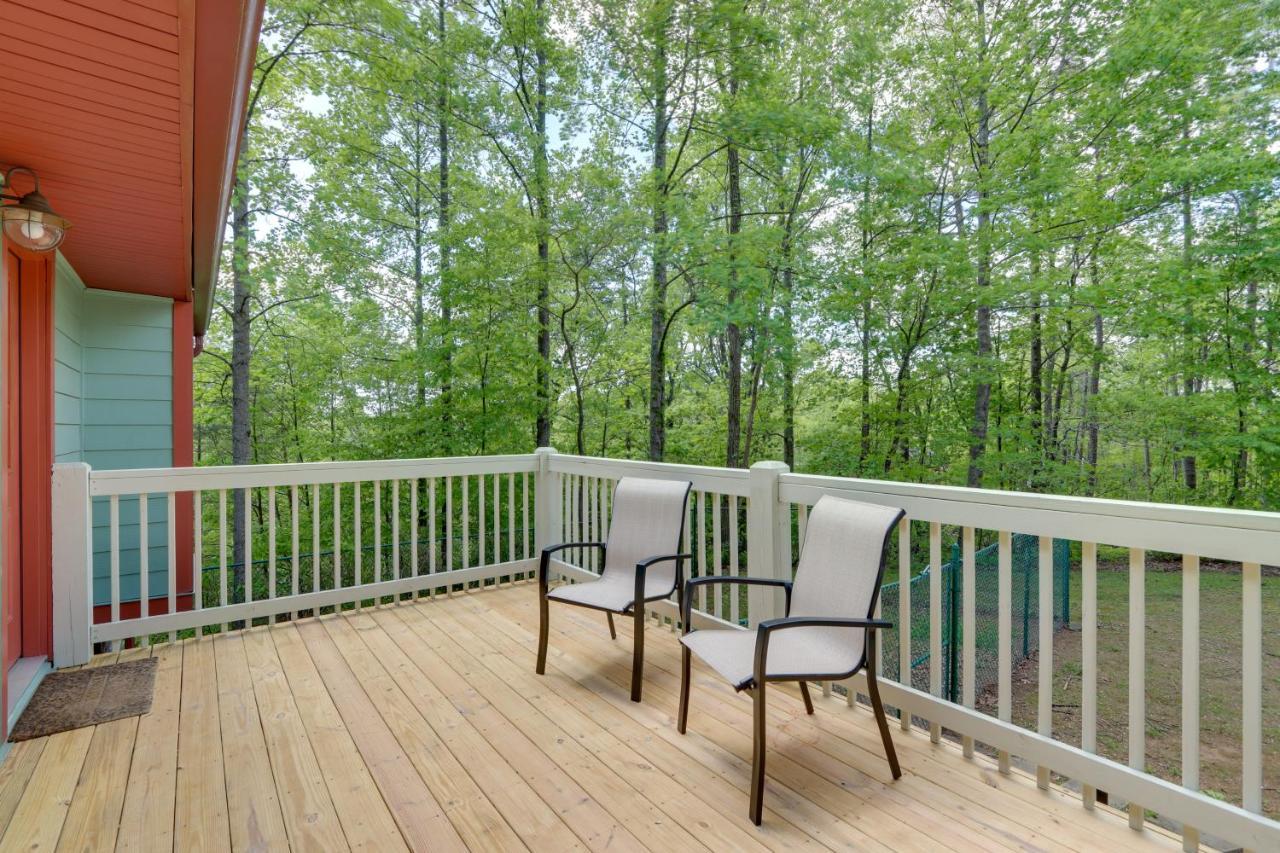 Вилла Blue Ridge Getaway With Hot Tub And Seasonal View! Экстерьер фото