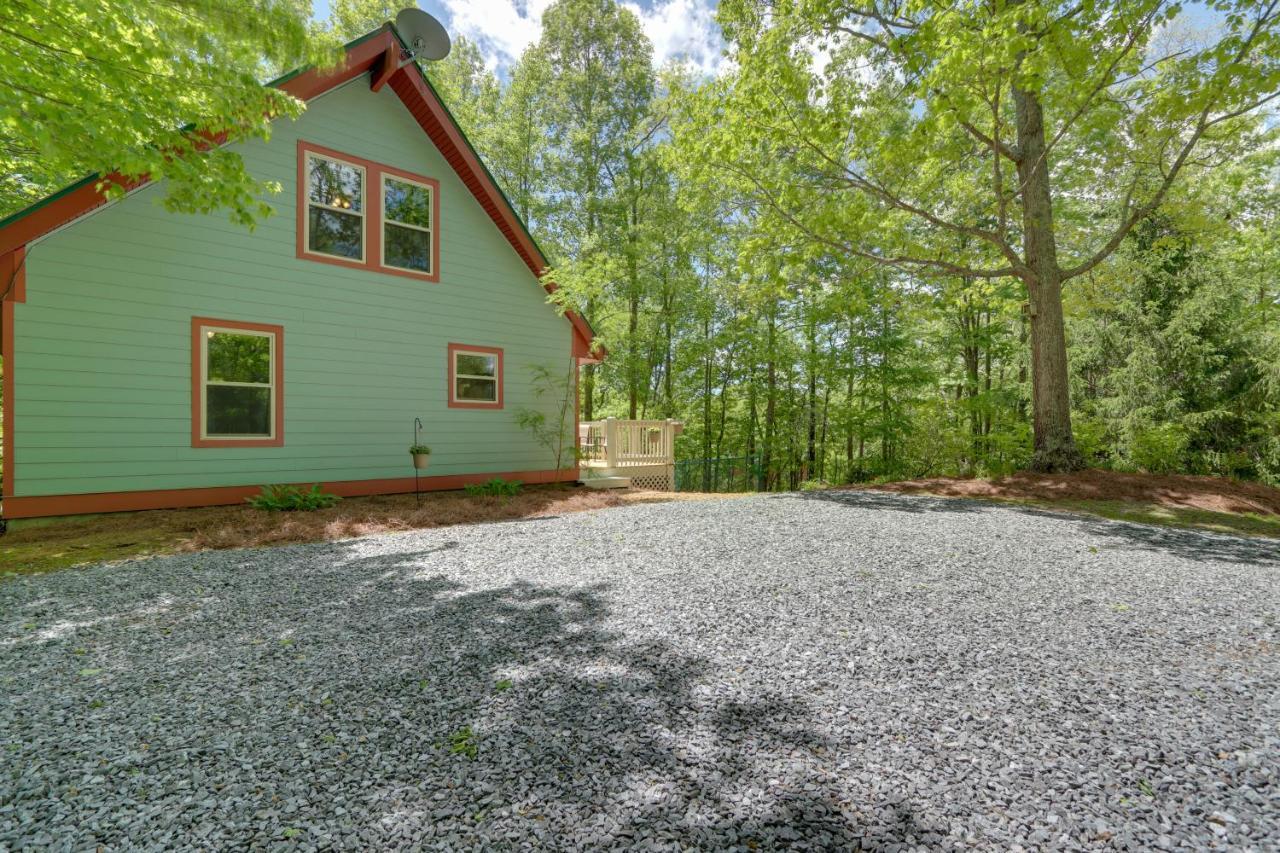 Вилла Blue Ridge Getaway With Hot Tub And Seasonal View! Экстерьер фото